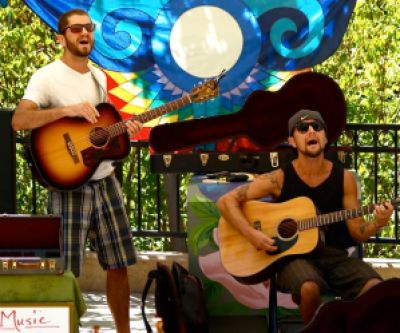 Brothers Reed start out our weekend, Saturday morning from 11-1, September 13. Great original tunes, sweet harmonies!
