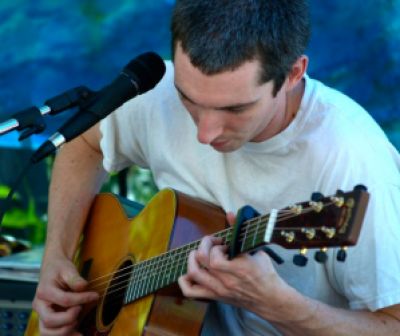 Caleb Orton is back in southern Oregon and playing Lithia Artisans Market on Sunday, Sept. 7 from 11-1. Love his tunes. 